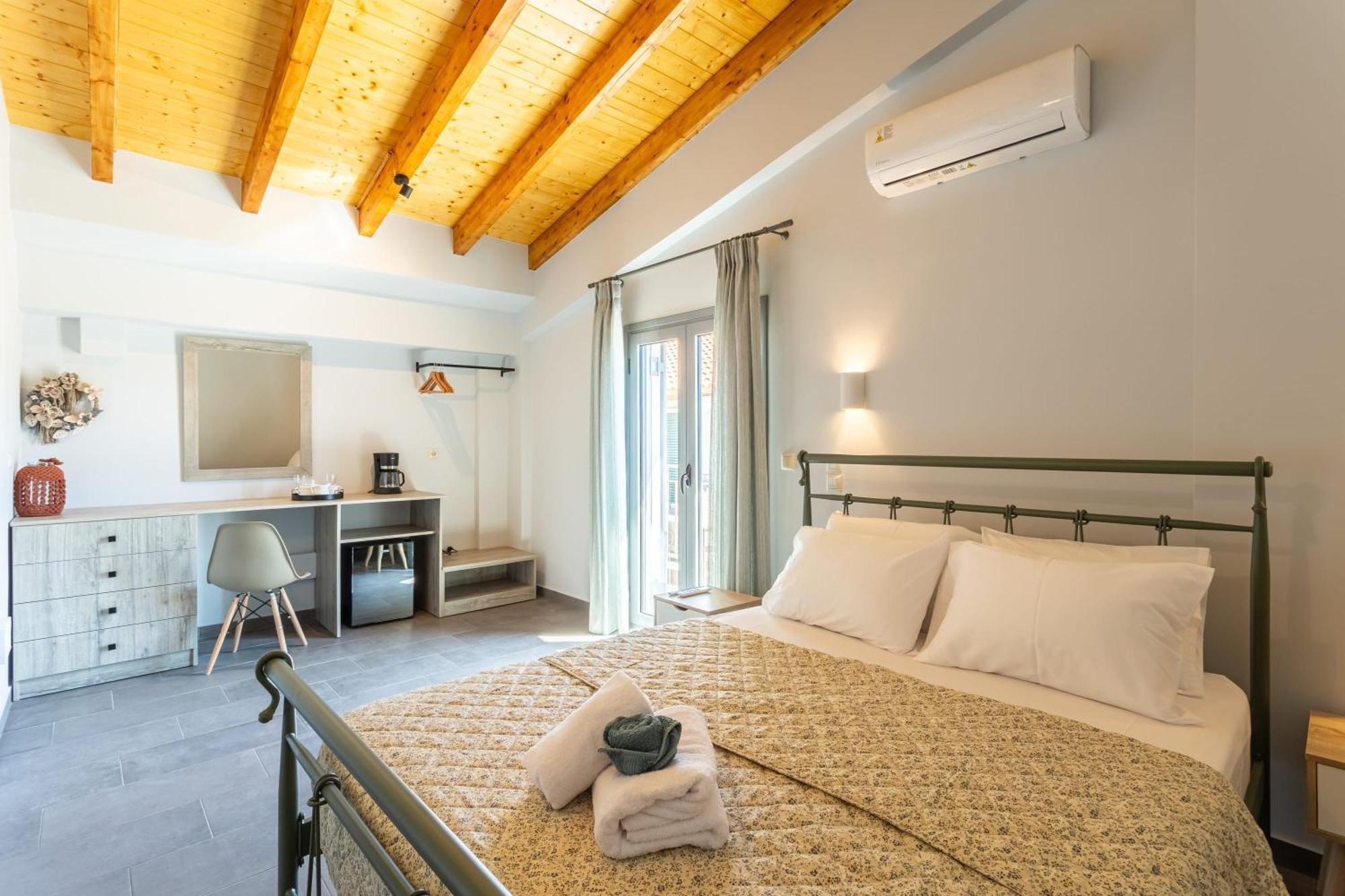 Petrino Serene Nests - Bright Getaways Kakovatos Exterior photo